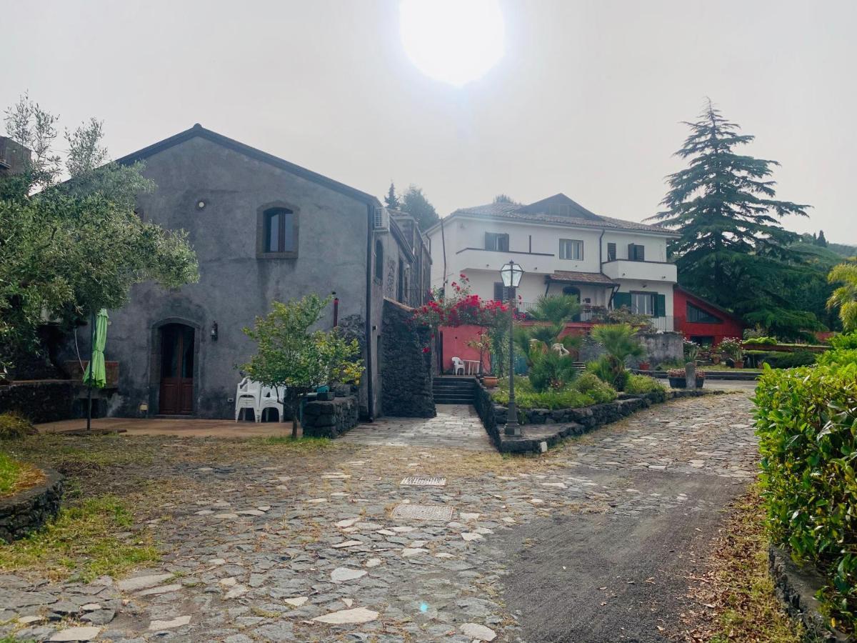 Villa Alessio - Case Vacanza Con Piscina Sull'Etna Puntalazzo Exterior foto